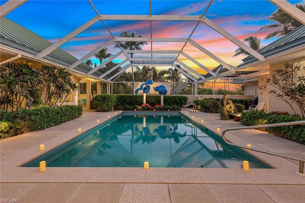 30 3rd Ave S, Naples, FL 34102 Photo
