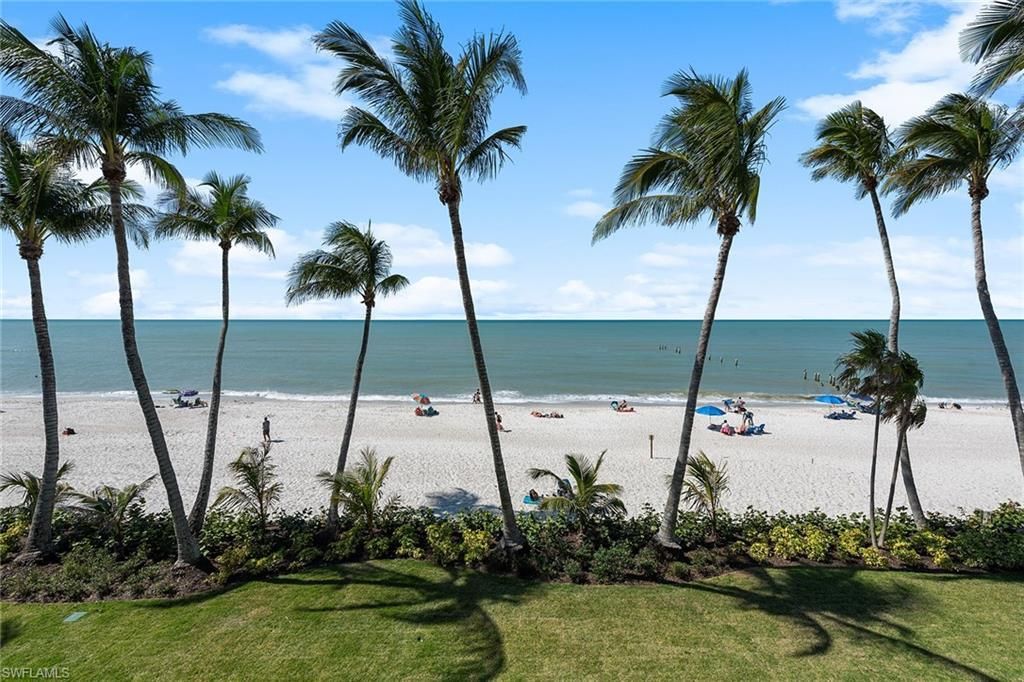 30 3rd Ave S, Naples, FL 34102 Photo