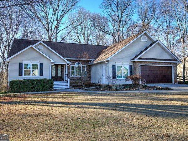 47 Cliffhanger Point, Euharlee, GA 30145