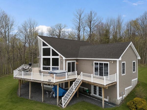 1 Tom's Cabin Road, Dover, VT 05356