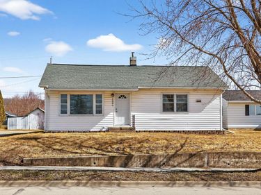 1006 Main Street S, Chatfield, MN 55923