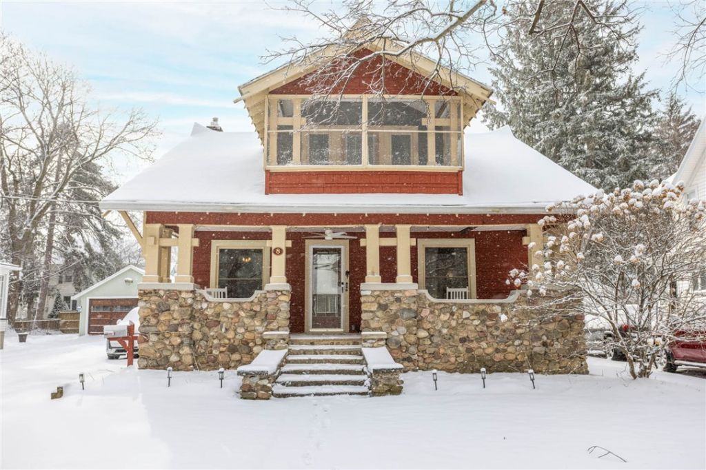 8 Elm Street, Le Roy, NY 14482 Main Photo