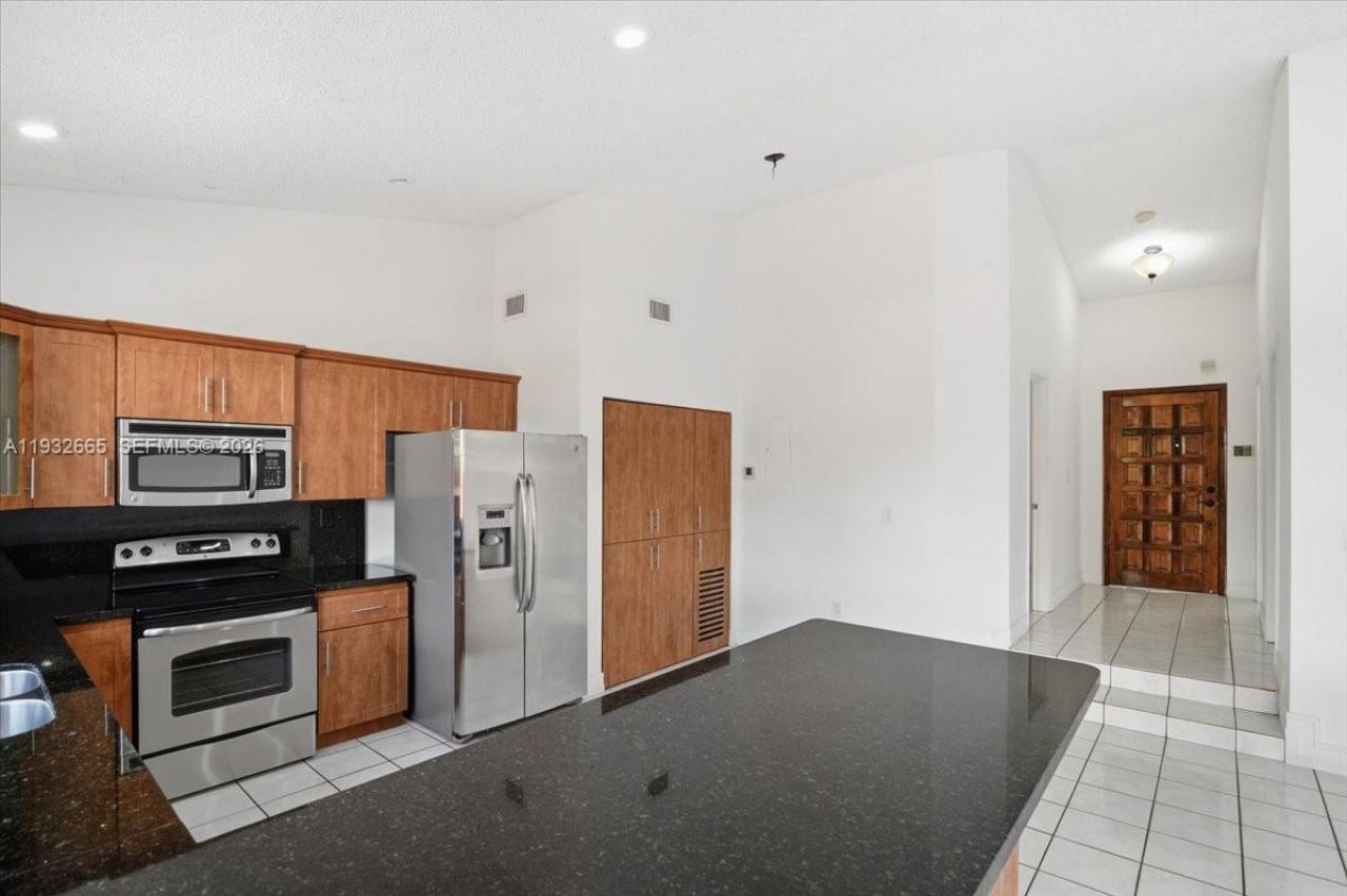 13521 SW 62nd St, Unit 119, Miami, FL 33183 Photo