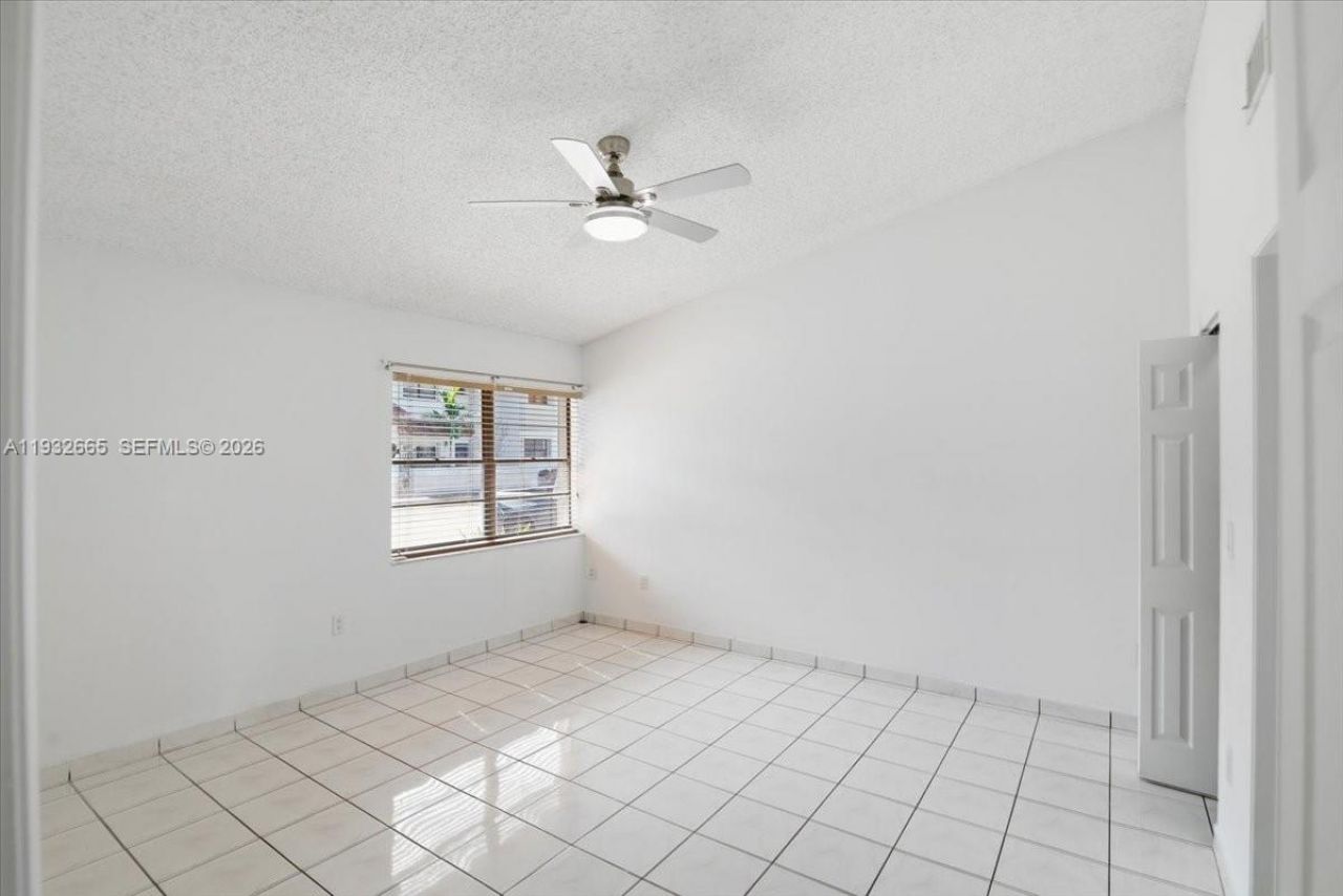 13521 SW 62nd St, Unit 119, Miami, FL 33183 Photo
