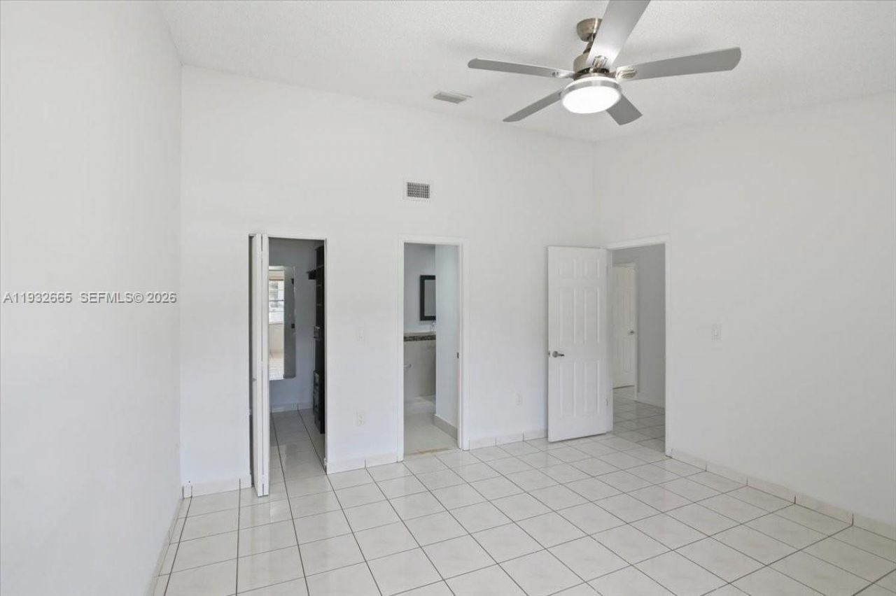 13521 SW 62nd St, Unit 119, Miami, FL 33183 Photo