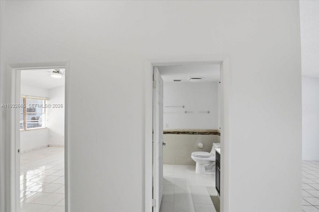 13521 SW 62nd St, Unit 119, Miami, FL 33183 Photo