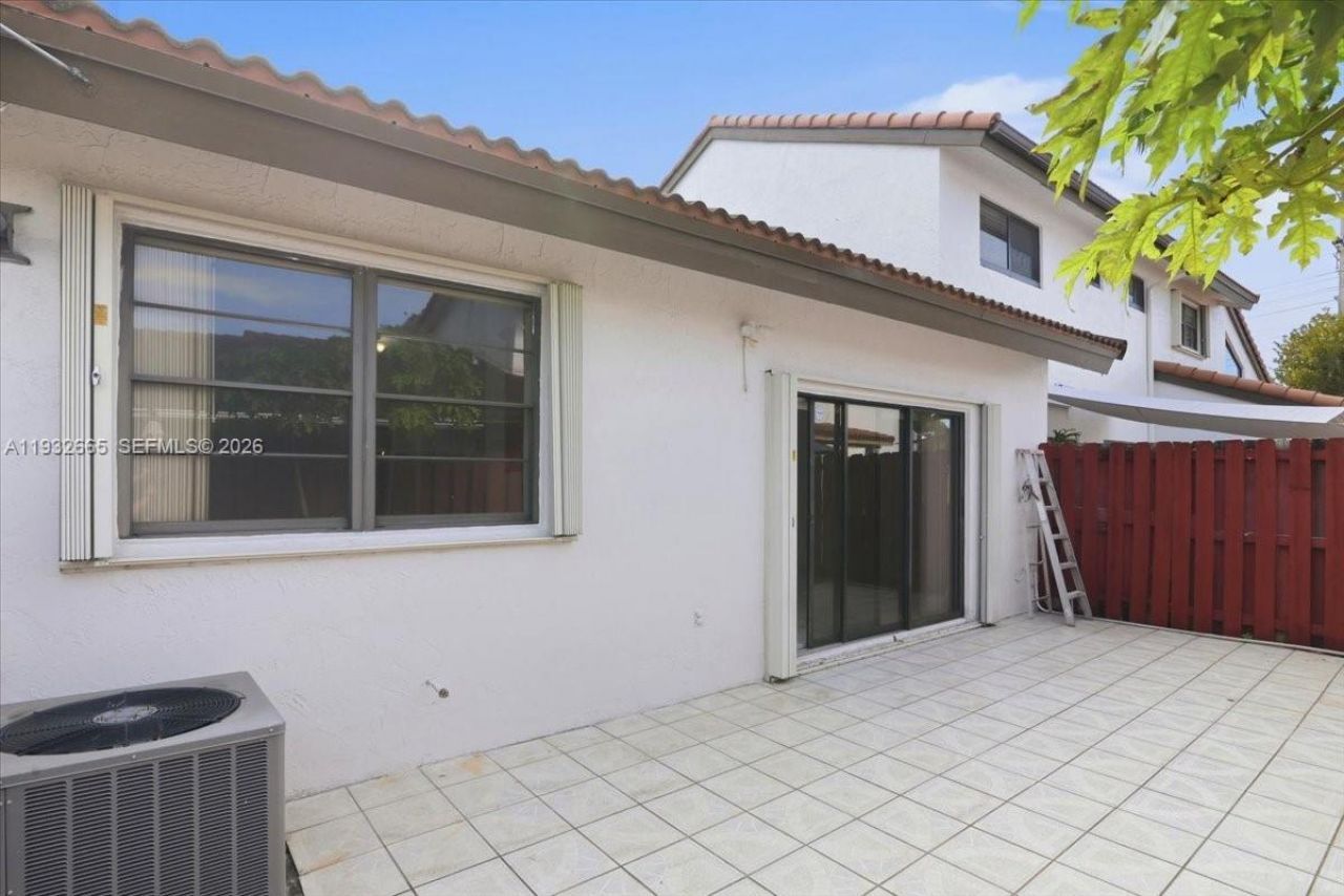 13521 SW 62nd St, Unit 119, Miami, FL 33183 Photo