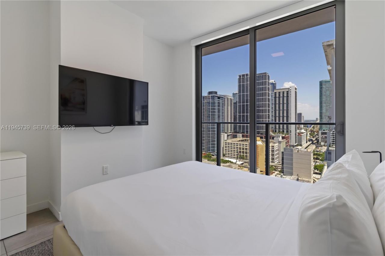 227 NE 2nd St, Unit 2506, Miami, FL 33132 Photo