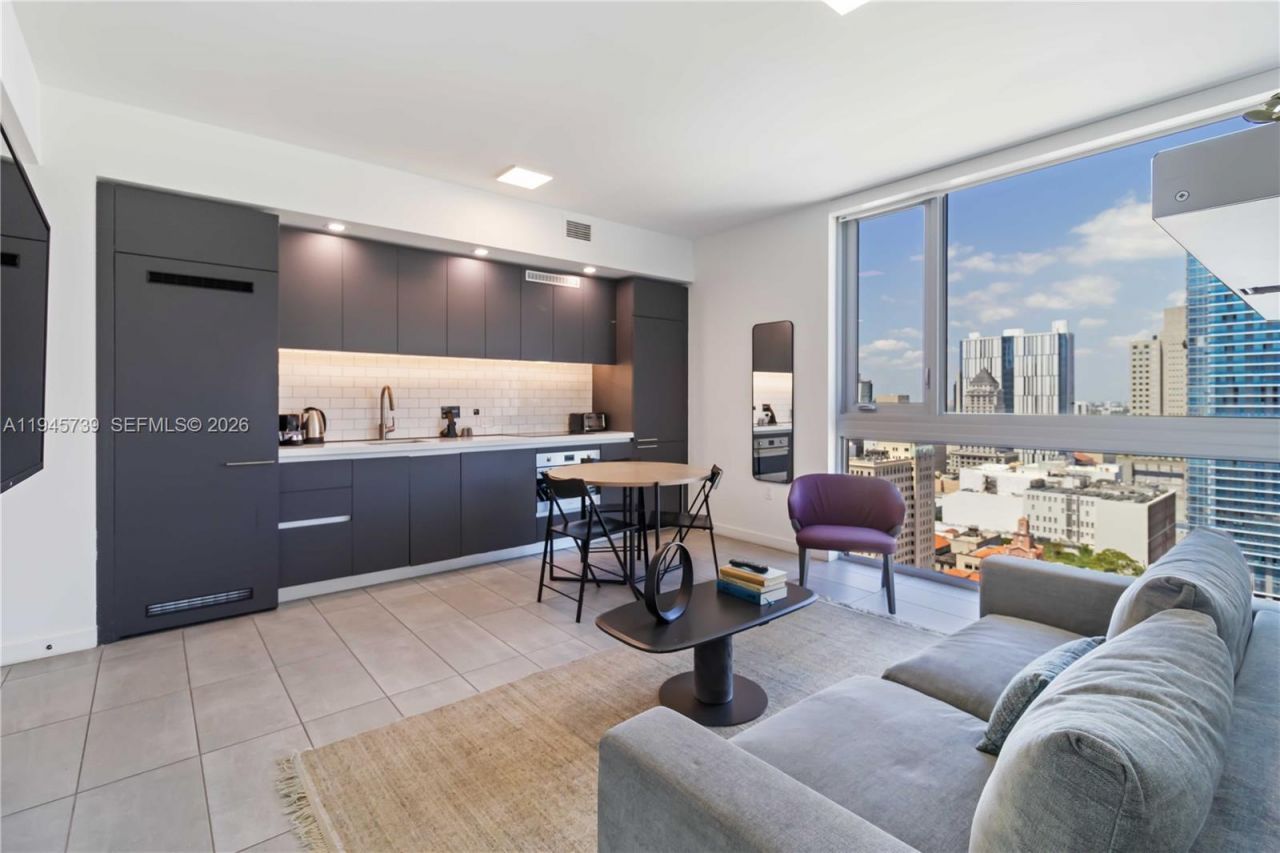 227 NE 2nd St, Unit 2506, Miami, FL 33132 Photo