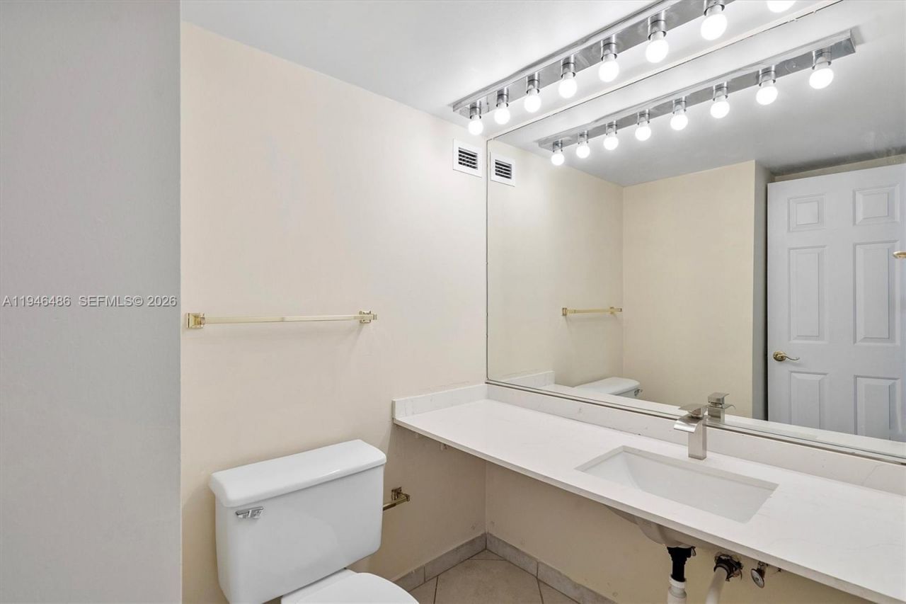 6770 Indian Creek Dr , Unit 8R, Miami Beach, FL 33141 Photo