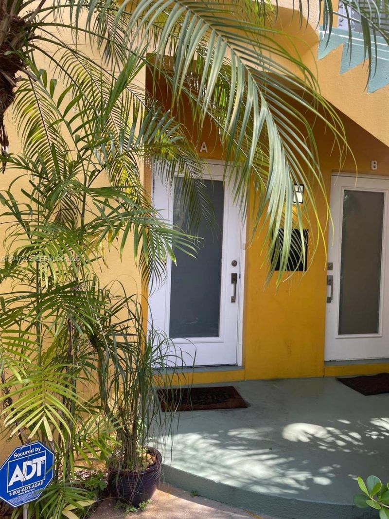 717 NE 16th Ave, Unit 717A, Fort Lauderdale, FL 33304 Photo