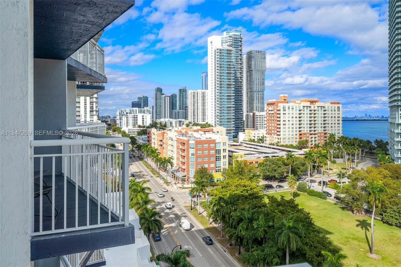 275 NE 18th St, Unit 1207, Miami, FL 33132 Photo