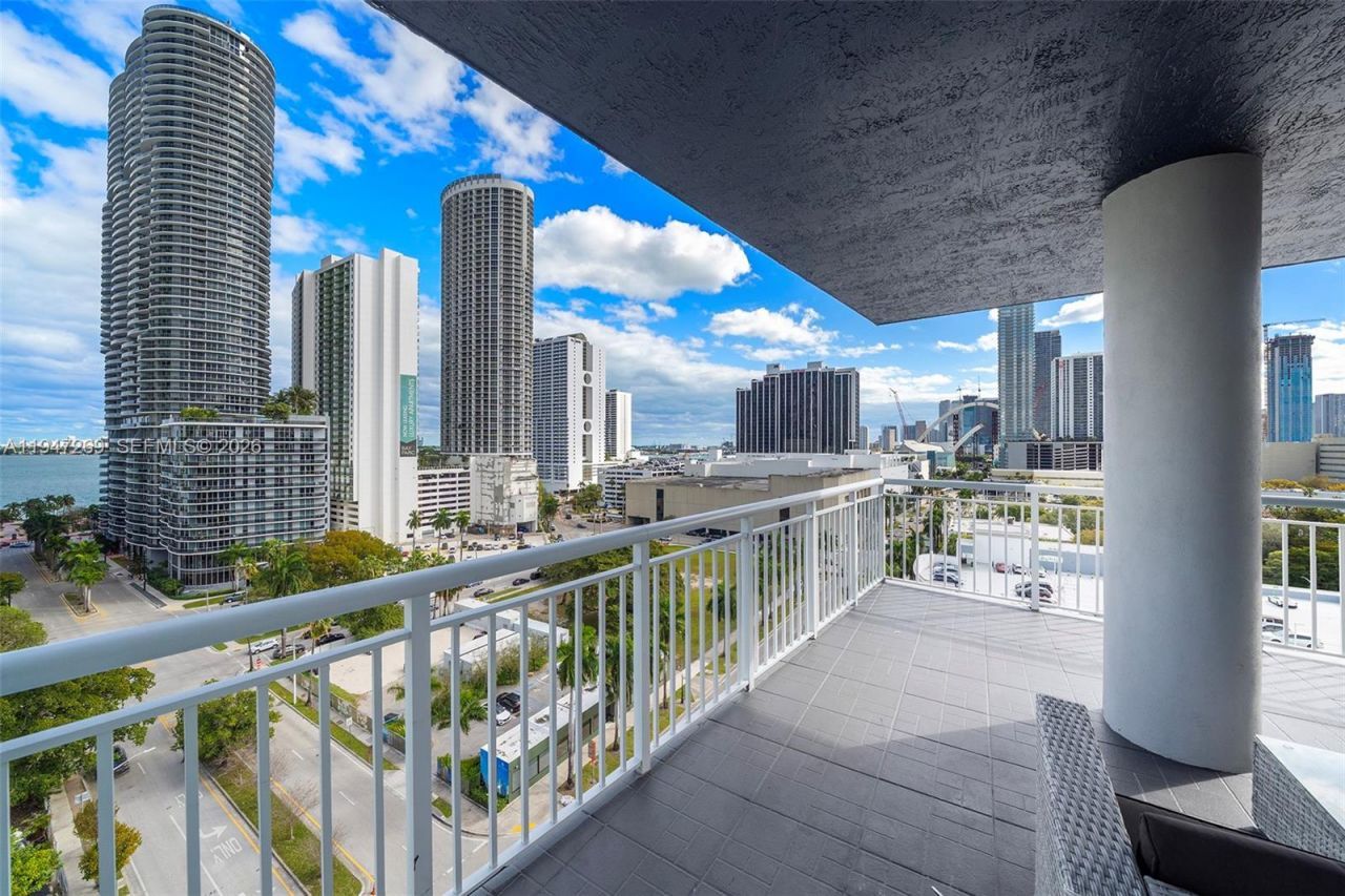 275 NE 18th St, Unit 1207, Miami, FL 33132 Photo