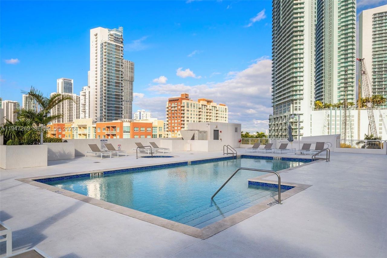 275 NE 18th St, Unit 1207, Miami, FL 33132 Photo