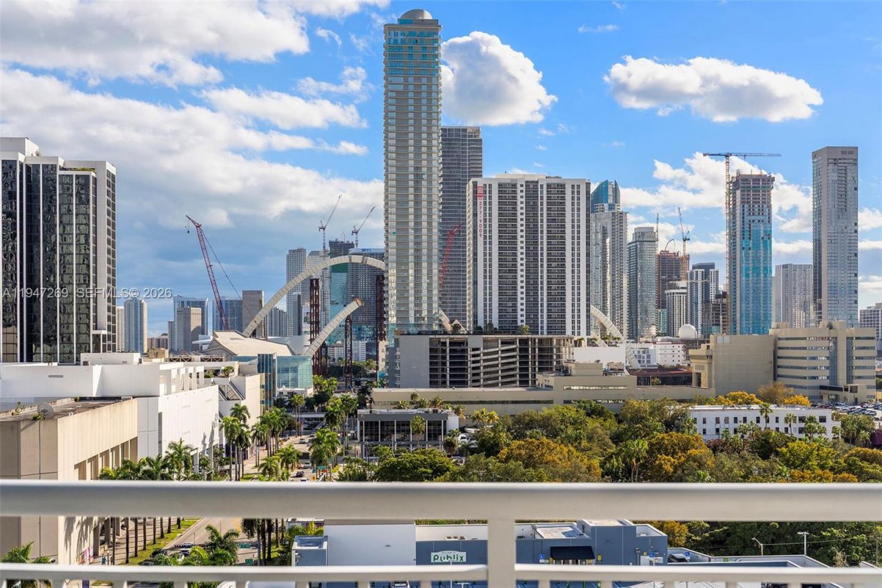 275 NE 18th St, Unit 1207, Miami, FL 33132 Photo