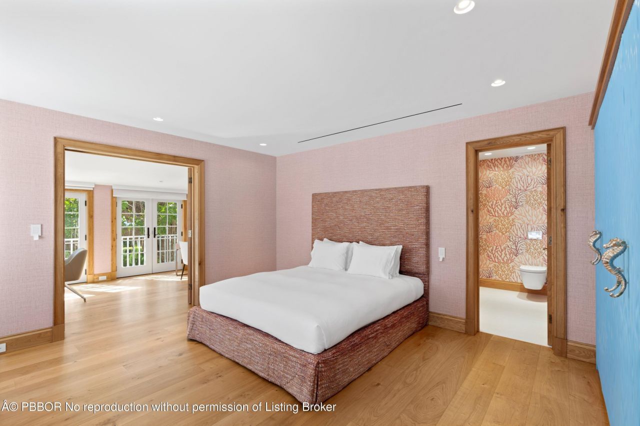 239 Emerald Lane, Palm Beach, FL 33480 Photo