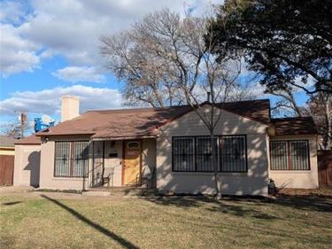 2748 S Llewellyn Avenue, Dallas, TX 75224
