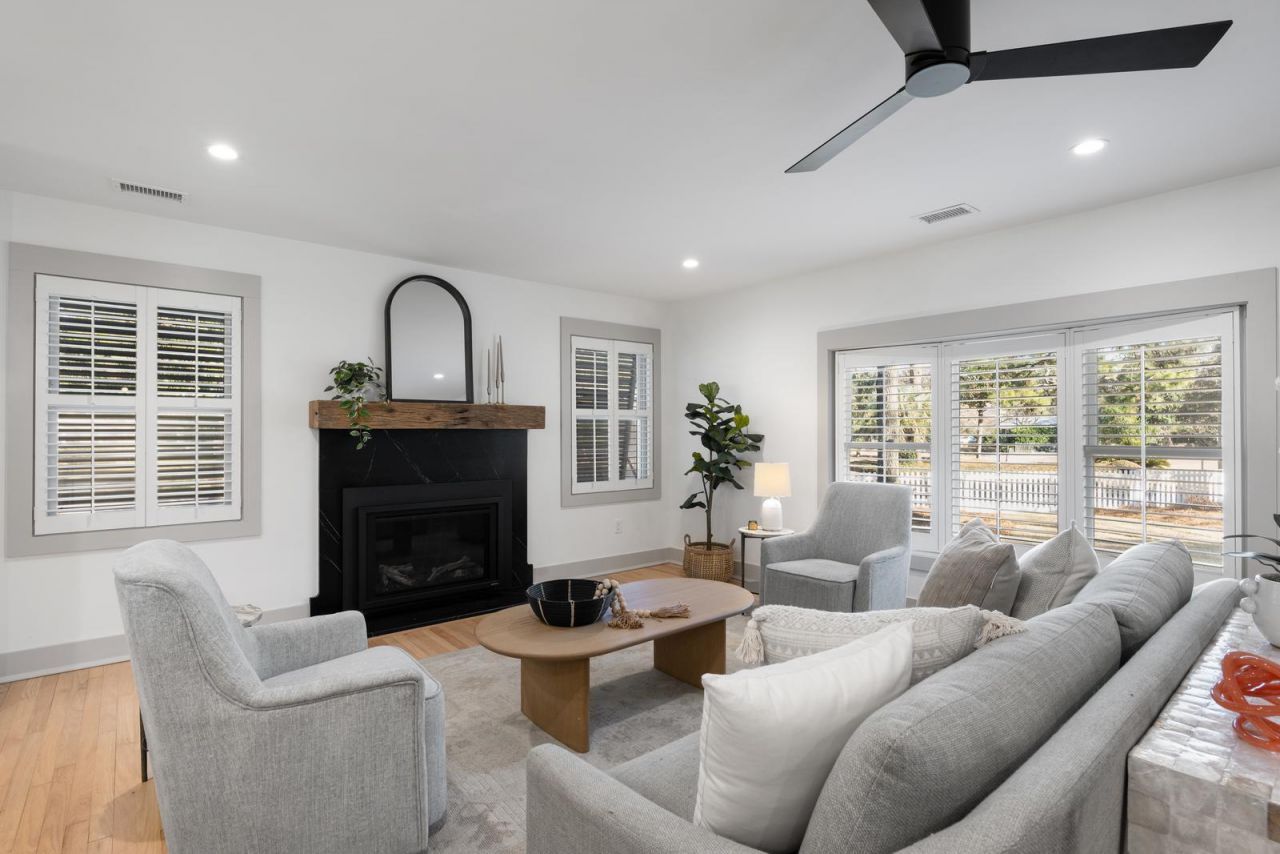 412 Palm Street Photo 9