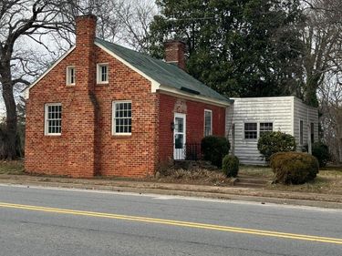 222 David Bruce Ave., Charlotte Court House, VA 23923