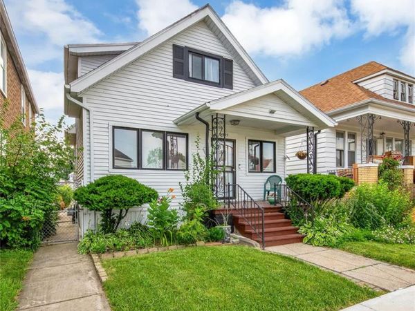 12099 Klinger Street, Hamtramck, Mi 48212