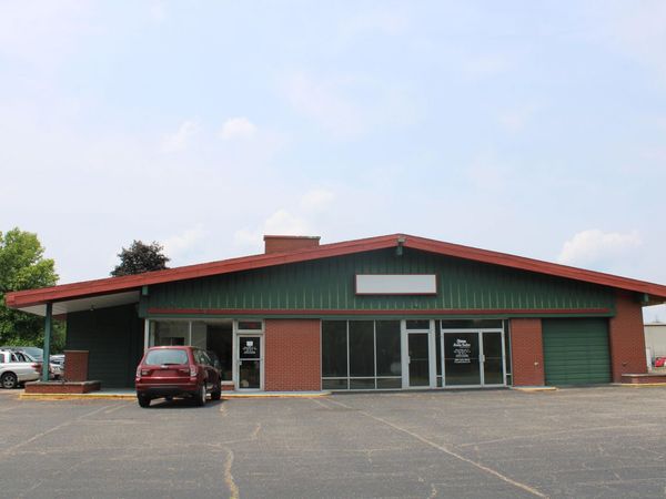 7940 S Sprinkle Road, Portage, MI 49002