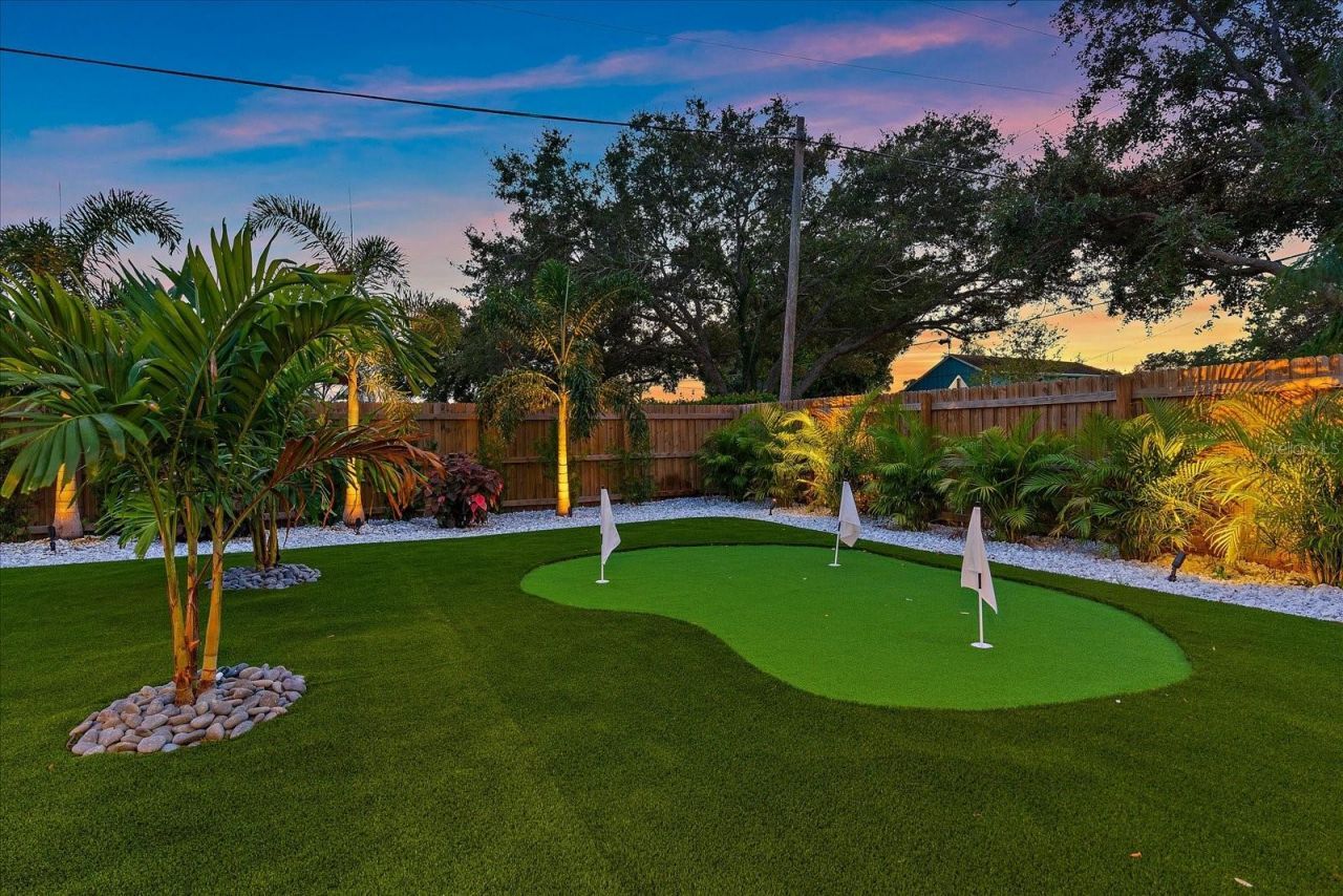 2402 Wisteria Street, Sarasota, FL 34239 Photo