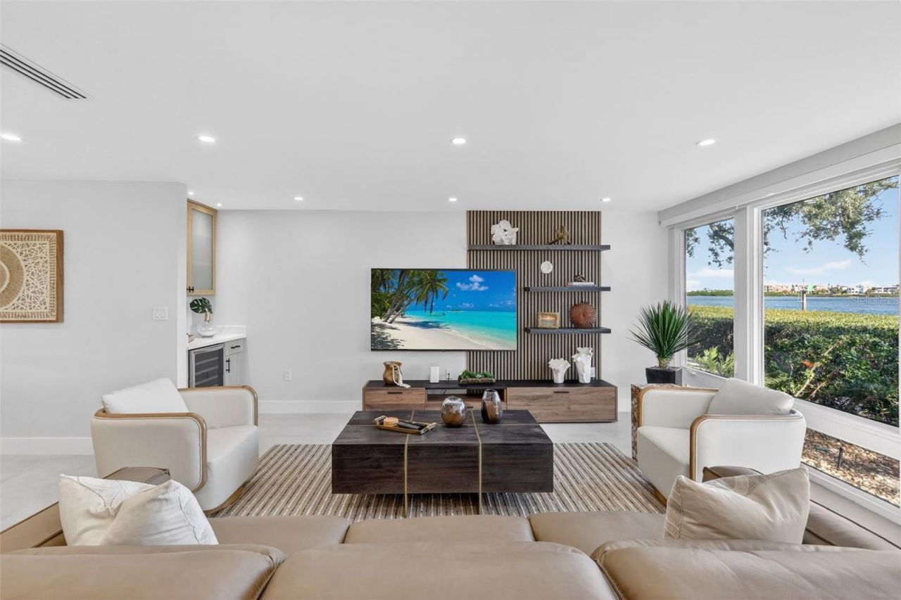 6063 E Peppertree Way, Unit 111, Sarasota, FL 34242 Photo