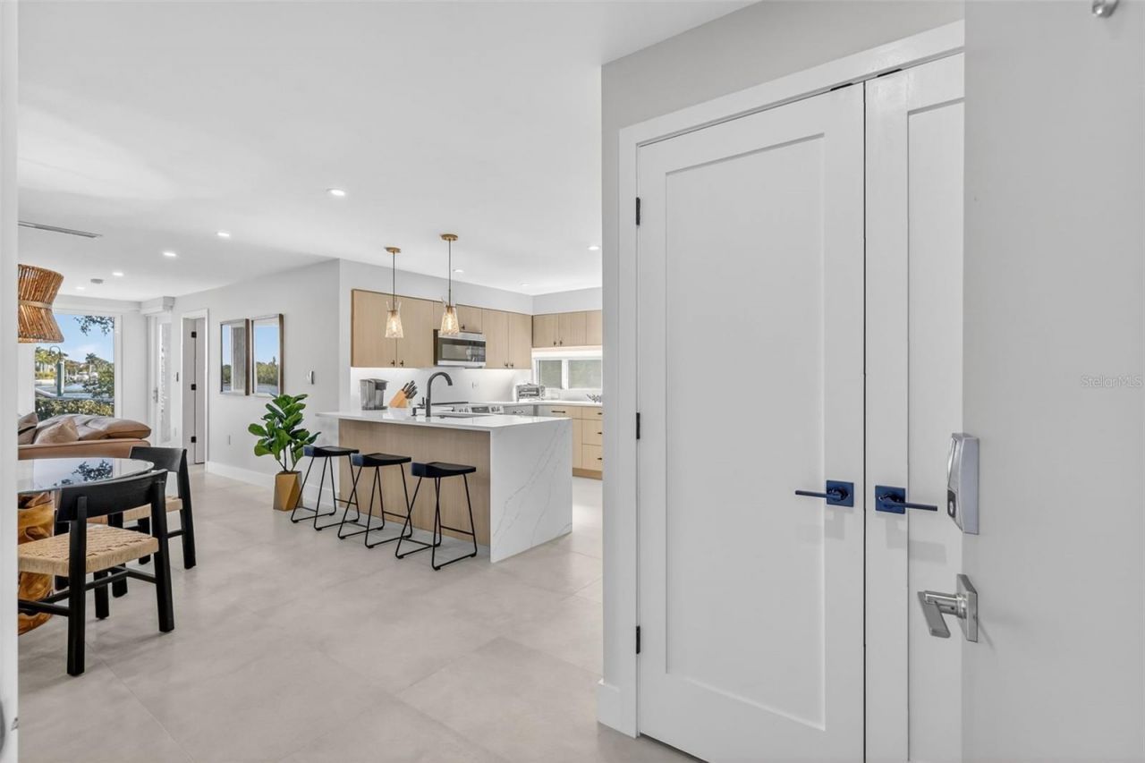 6063 E Peppertree Way, Unit 111, Sarasota, FL 34242 Photo