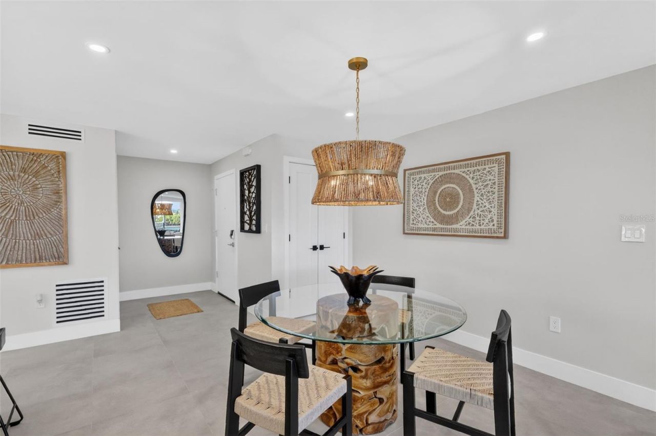 6063 E Peppertree Way, Unit 111, Sarasota, FL 34242 Photo