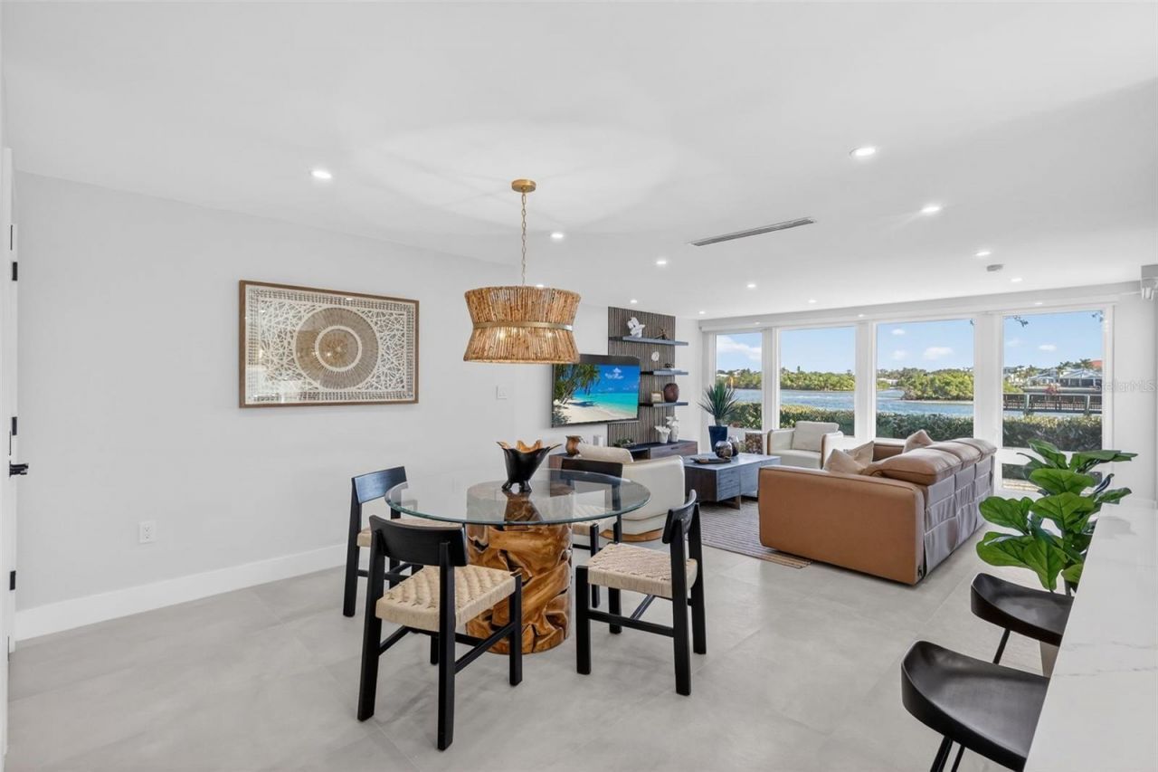 6063 E Peppertree Way, Unit 111, Sarasota, FL 34242 Photo
