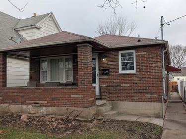 2762 Falls Street, Niagara Falls, NY 14303