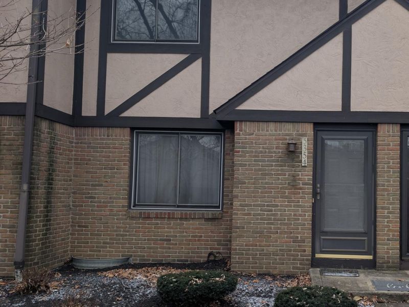 5354 Shannon Lane, Unit 71, Columbus, OH 43235 Photo 2
