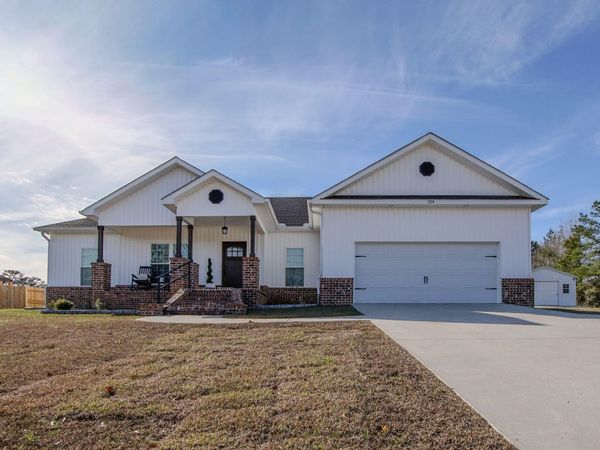 324 Adams Avenue, Andalusia, AL 36420