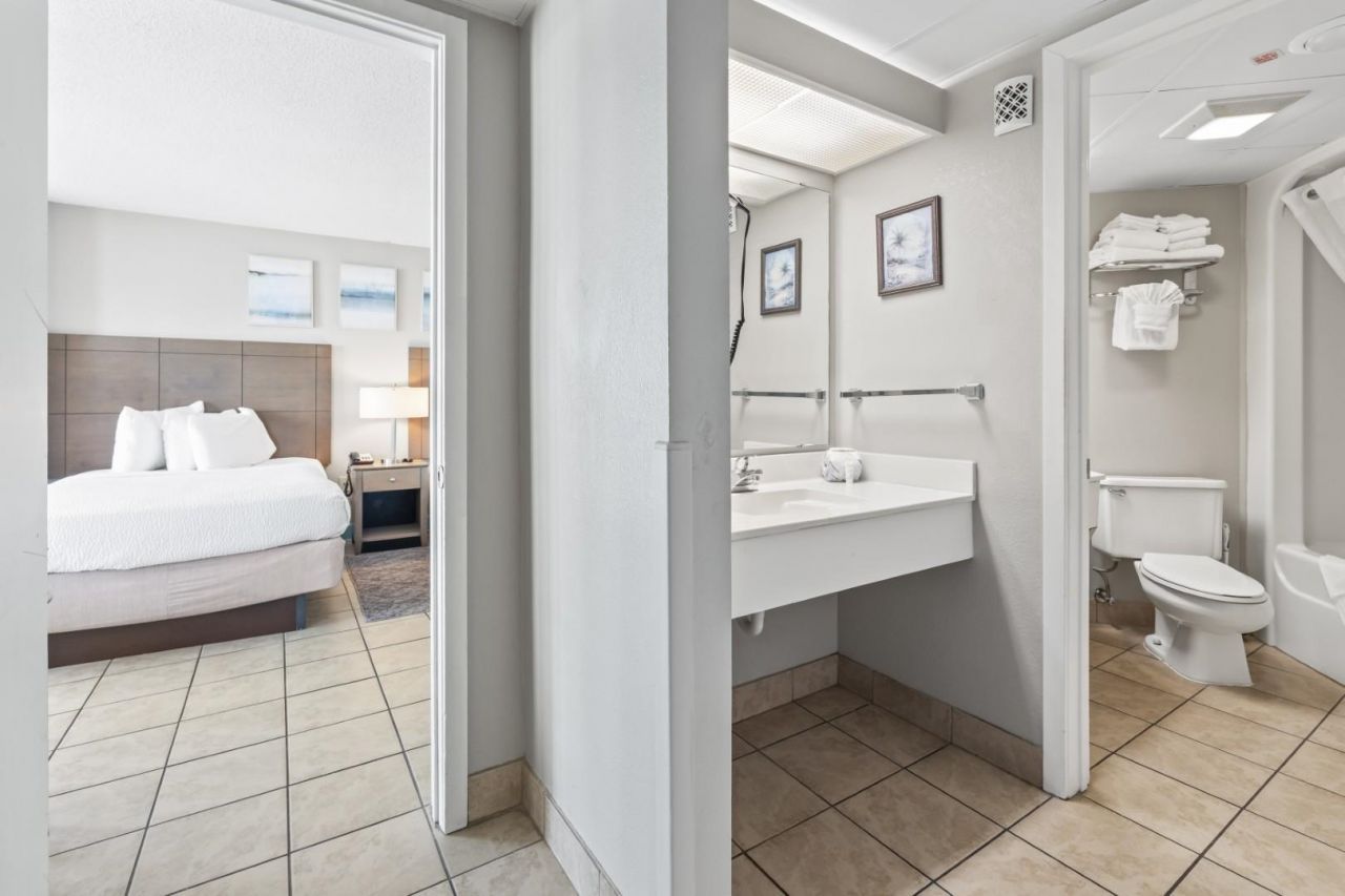 1501 S Ocean Blvd. Photo 15