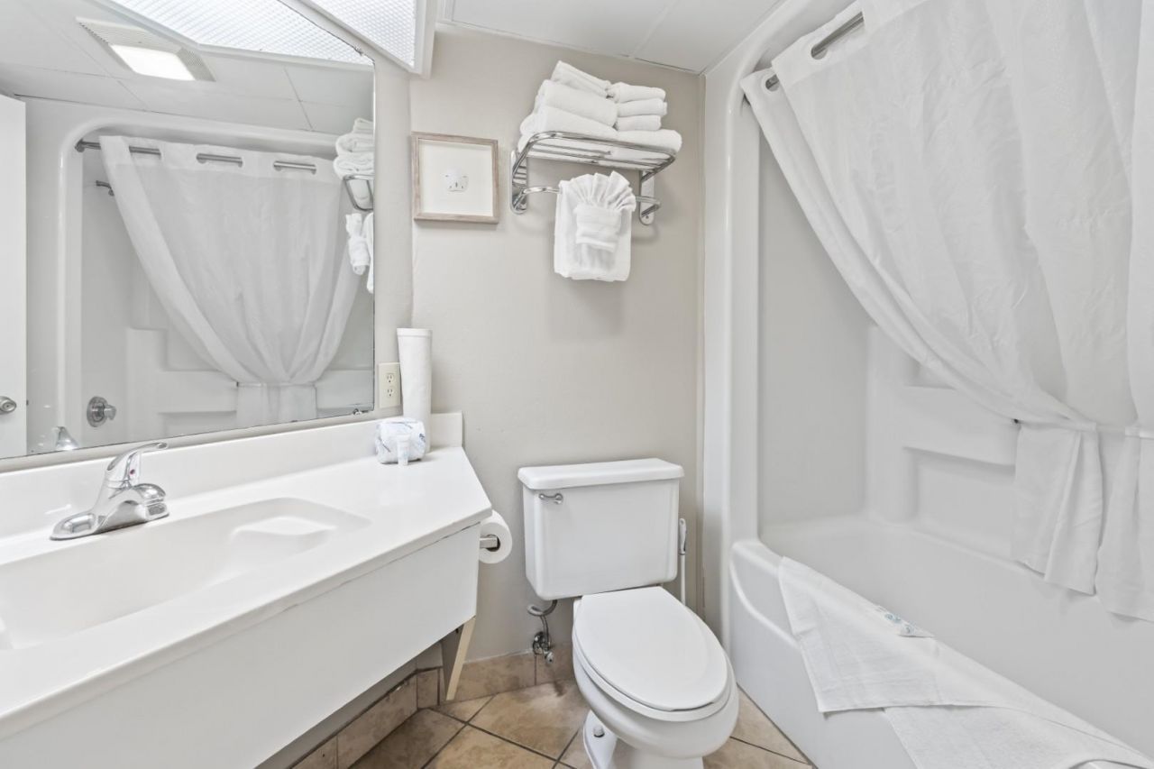 1501 S Ocean Blvd. Photo 16