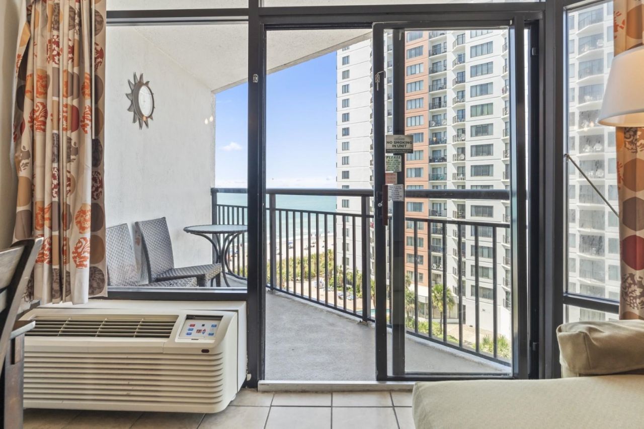 1501 S Ocean Blvd. Photo 5