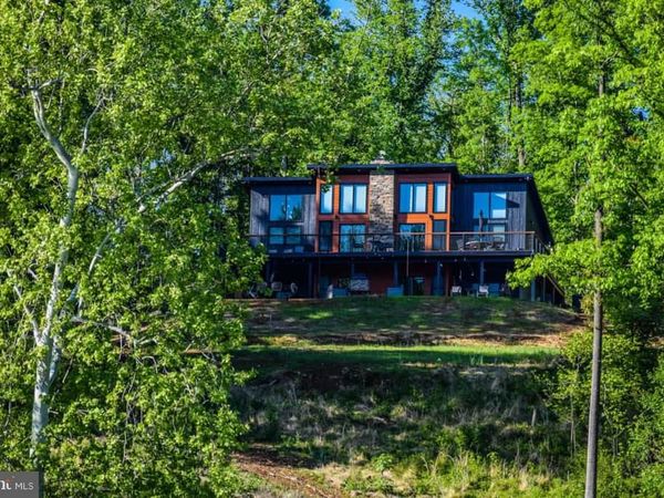 133 PINEVIEW DRIVE, FRONT ROYAL, VA 22630