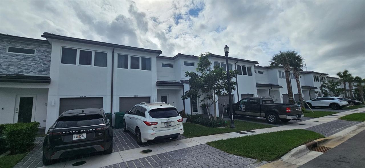 5010 SW 37th Street, Unit 5010, Pembroke Park, FL 33023 Photo