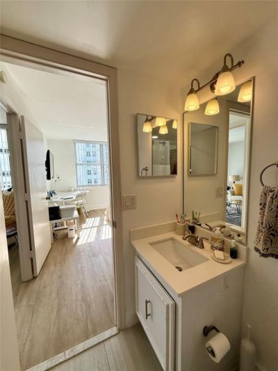 101 Briny Avenue, Unit 2406, Pompano Beach, FL 33062 Photo