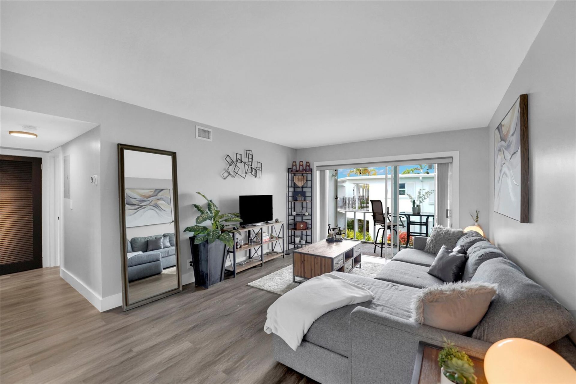 2161 NE 42nd Court, Unit 215, Lighthouse Point, FL 33064 Photo