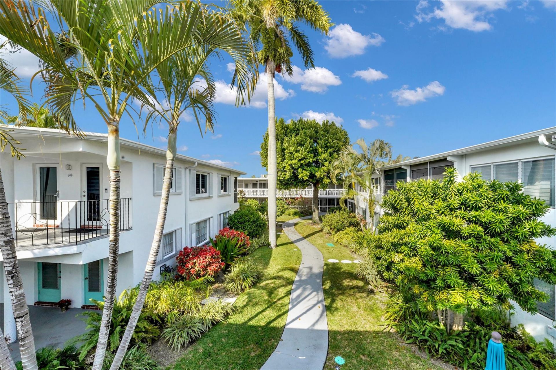 2161 NE 42nd Court, Unit 215, Lighthouse Point, FL 33064 Photo