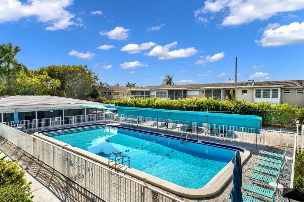 2161 NE 42nd Court, Unit 215, Lighthouse Point, FL 33064 Photo