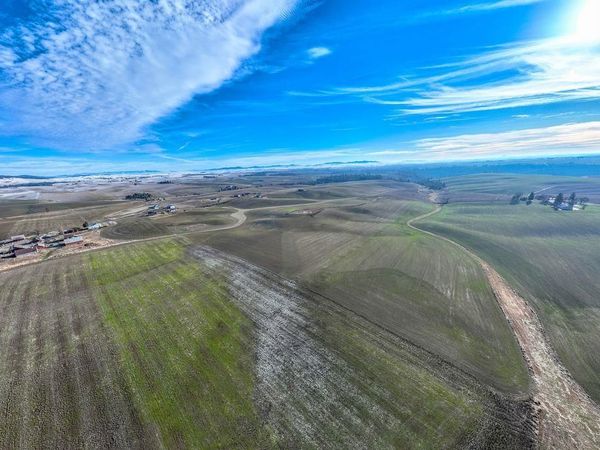 11879 E Elder Rd, Valleyford, WA 99036