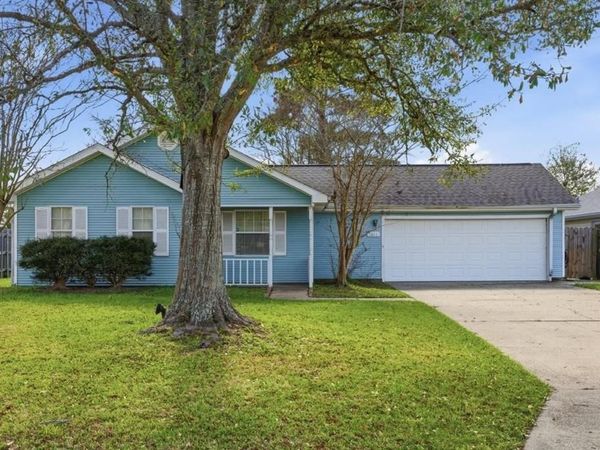 1011 Aberdeen Drive, Lake Charles, LA 70605