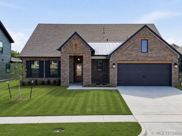 5003 N Walnut Place, Broken Arrow, OK 74012