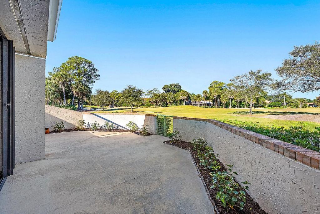 37 Edinburgh Drive, Palm Beach Gardens, FL 33418 Photo