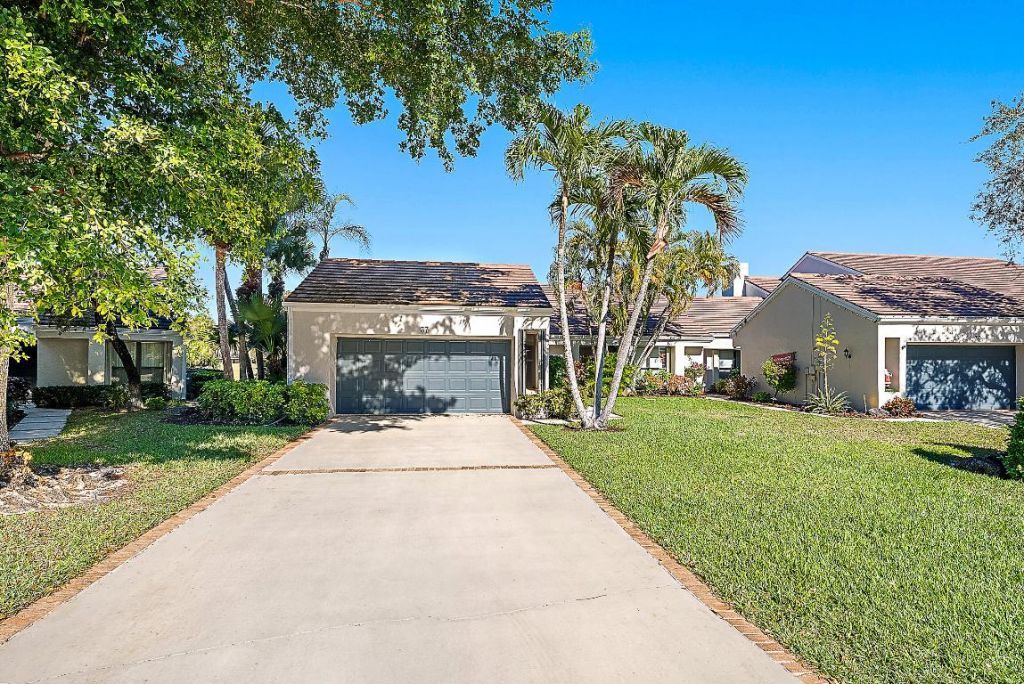 37 Edinburgh Drive, Palm Beach Gardens, FL 33418 Photo