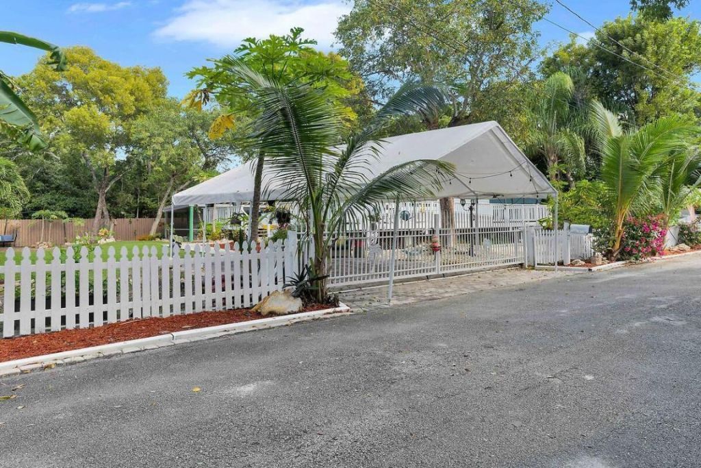 676 Sailfish Trail, Key Largo, FL 33037 Photo