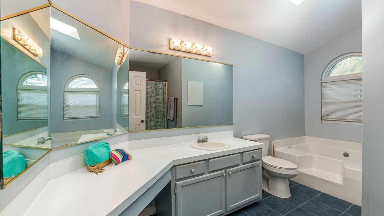 1213 Llewellyn Road Photo 26