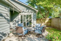 1213 Llewellyn Road photo 4